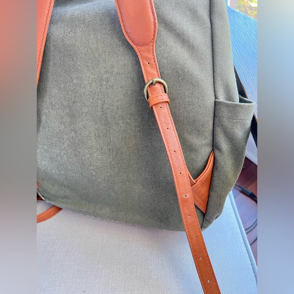 Universal Thread Unisex Green Canvas Backpack Veg… - image 6